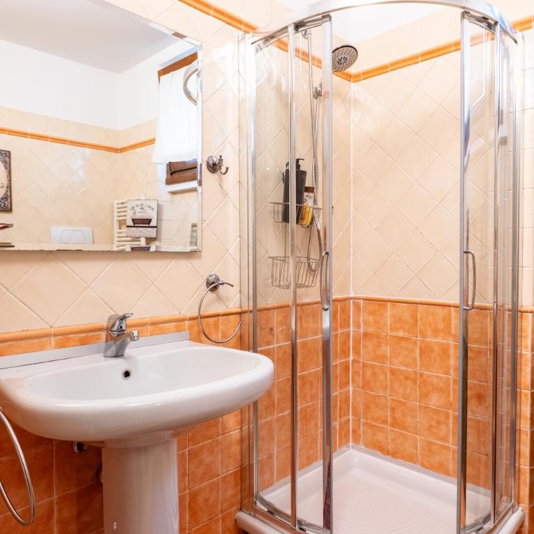 Firenze Bright Terrace - Modern 2BR APT - Appartamento con 2 Camere da Letto - 13