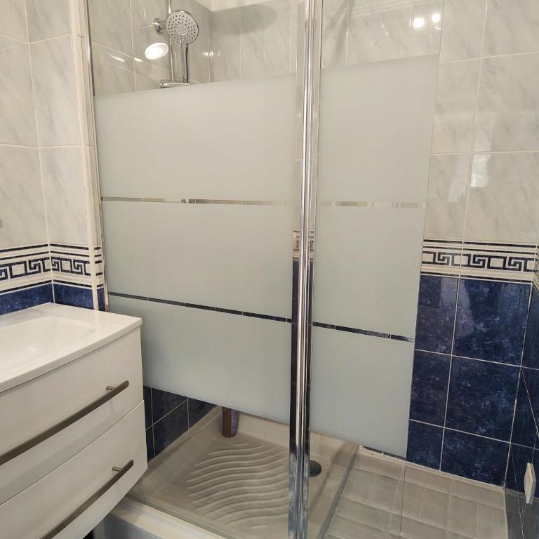 3P spacieux avec terrasse et piscine commune - Appartement - 14