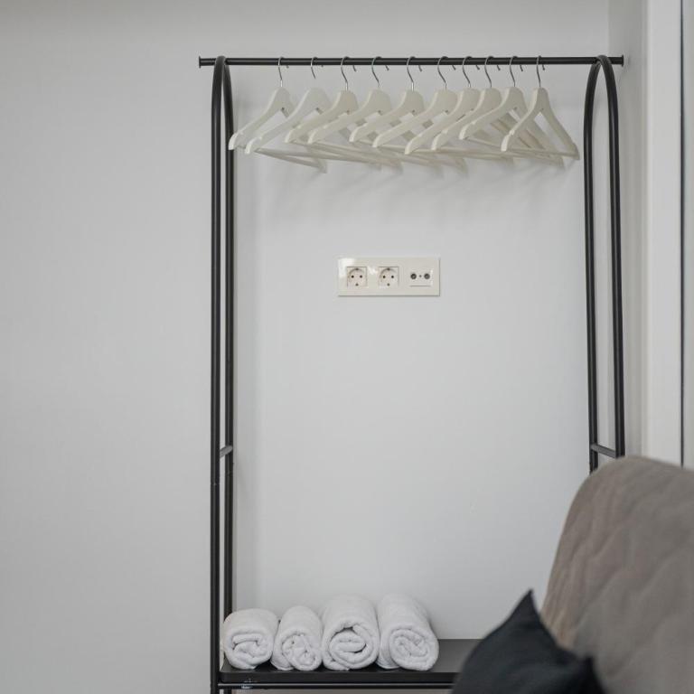 Apartamentos General Castaños 36 - One-bedroom Loft Apartment - 13
