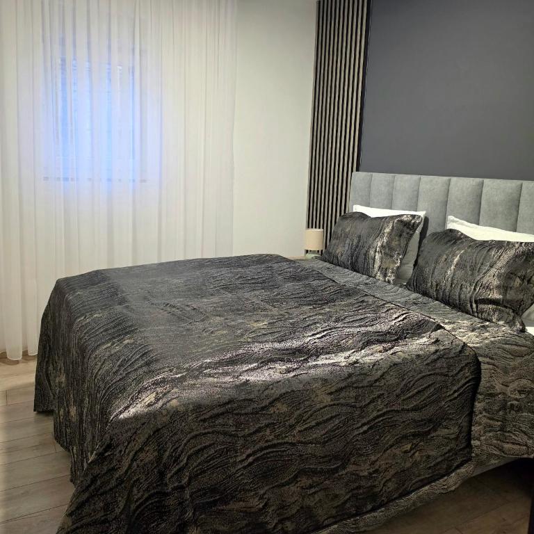 Residence Riverside - One-Bedroom Apartment - 1