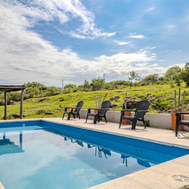 Casa Gracia ideal familias para 8 con pileta - Three-Bedroom House - 34