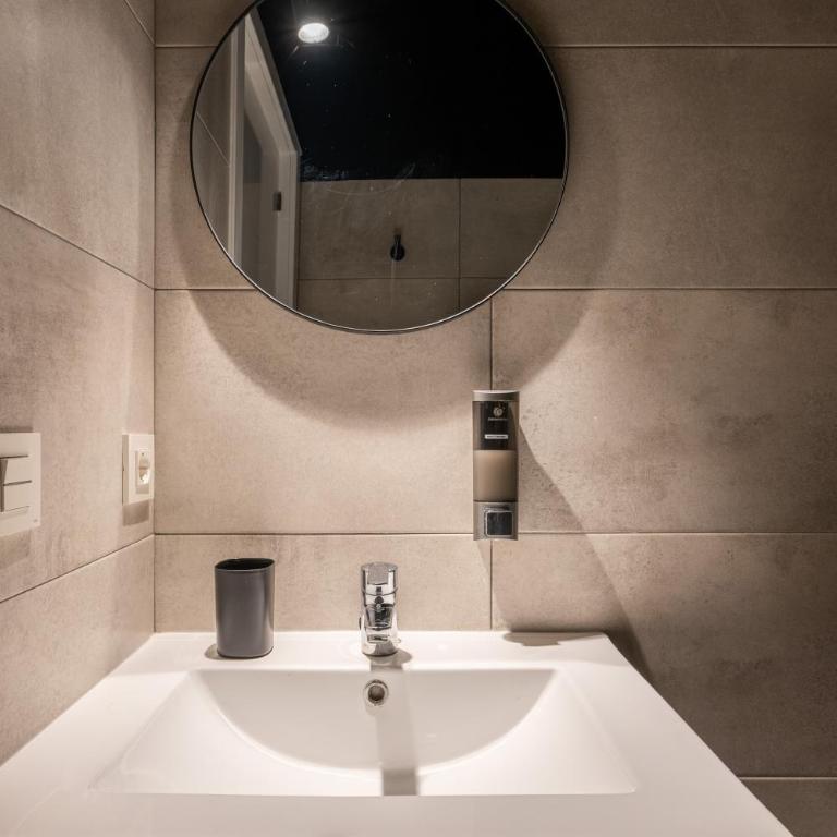 Apartamentos General Castaños 36 - One-bedroom Loft Apartment - 7