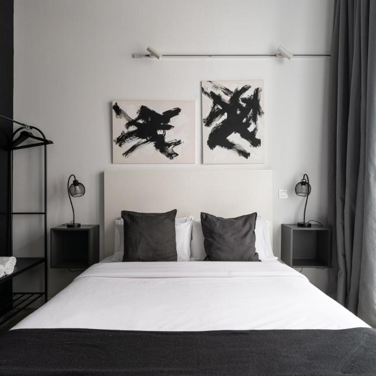 Apartamentos General Castaños 36 - Studio with Balcony - 5