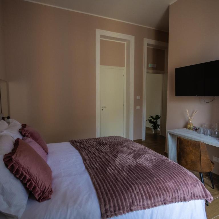 Aromatika Suite - Deluxe Double or Twin Room with Balcony - 8