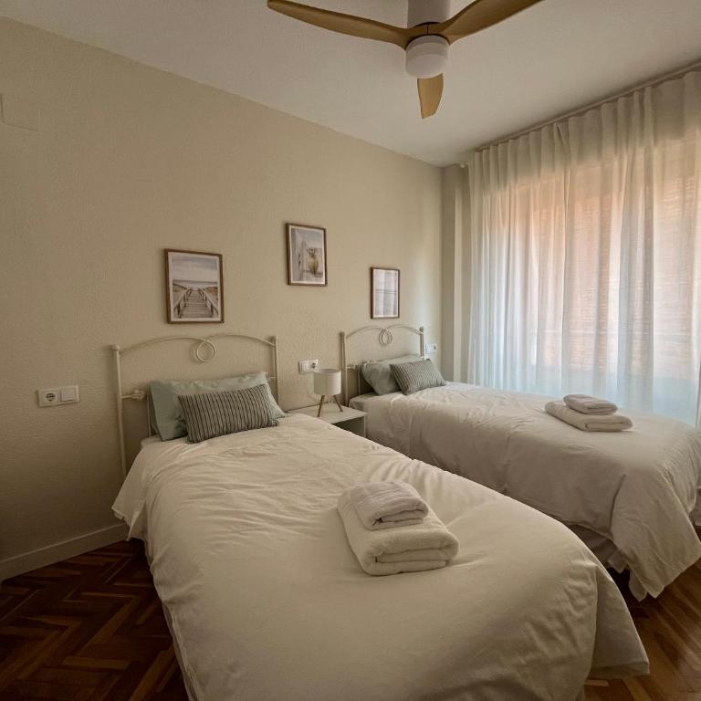 RgHost-Apartamento Cervantes en pleno centro de Córdoba - Apartamento de 3 dormitorios - 9
