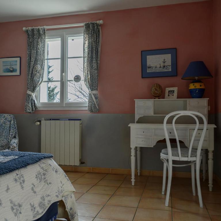 La Tarente - Bedoin - Mont Ventoux - 3 étoiles - Mas provençal - 8 à 10 personnes - Idéal famille ou cyclistes - Maison de Vacances 3 Chambres - 26