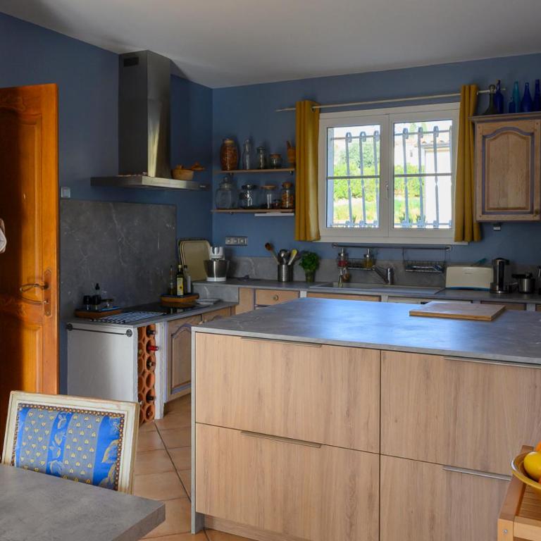 La Tarente - Bedoin - Mont Ventoux - 3 étoiles - Mas provençal - 8 à 10 personnes - Idéal famille ou cyclistes - Maison de Vacances 3 Chambres - 15