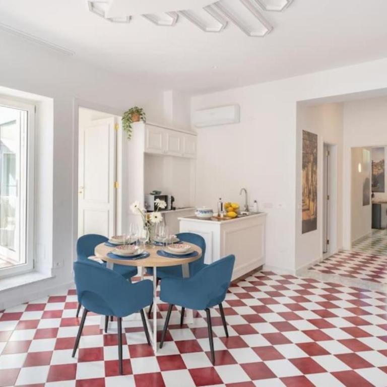 SorrentoVibes - Luxury New Sorrento Home with Terrace - Sleeps 12 - Appartamento - 4