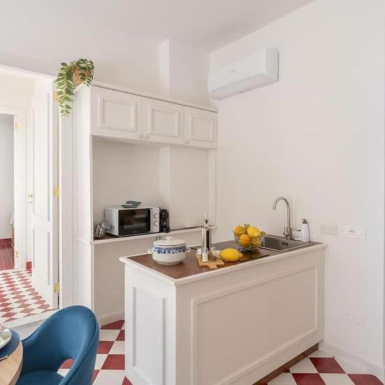 SorrentoVibes - Luxury New Sorrento Home with Terrace - Sleeps 12 - Appartamento - 11