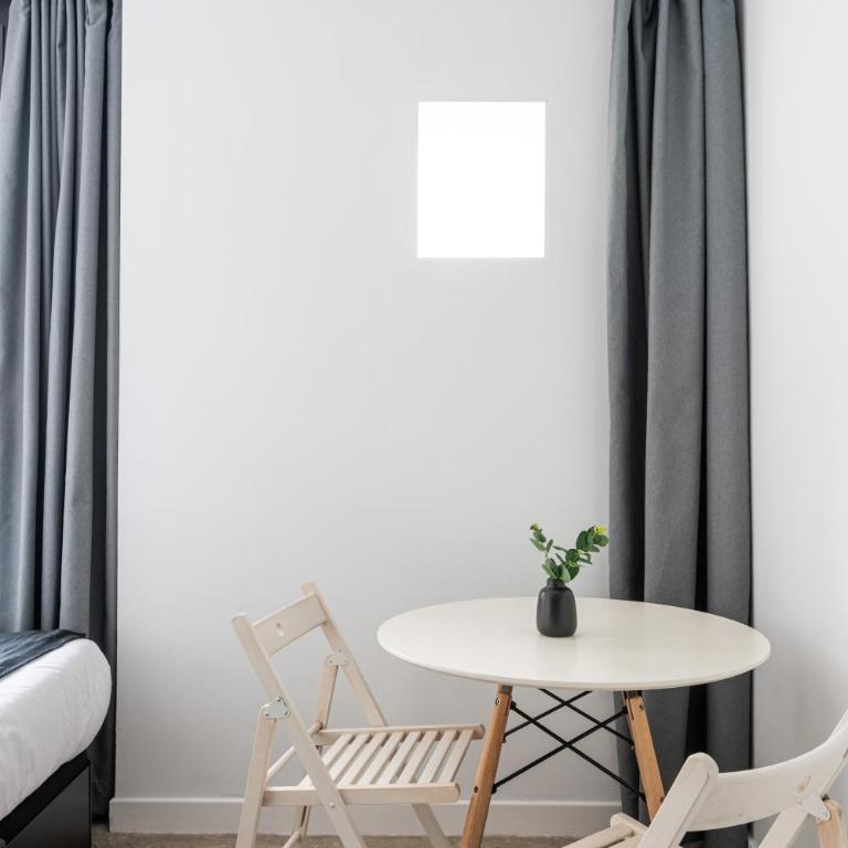 Apartamentos General Castaños 36 - Studio - 10
