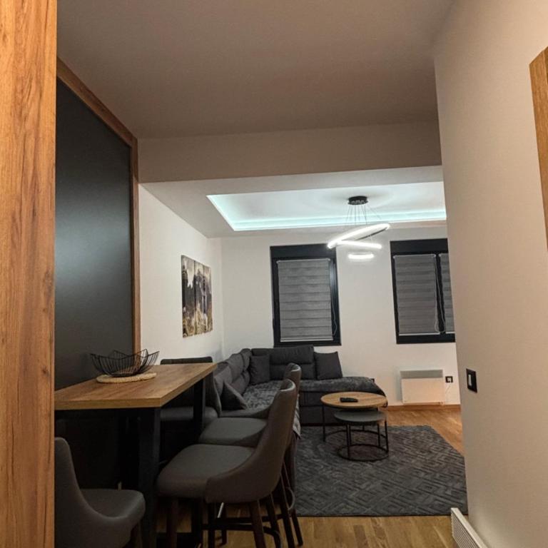 Leonardo24 - One-Bedroom Apartment - 11