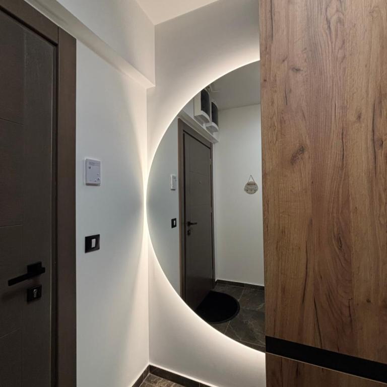 Leonardo24 - One-Bedroom Apartment - 14