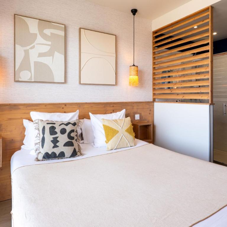Hôtel Café Miramar - Chambre Lit Queen-Size - Vue sur Mer - 16