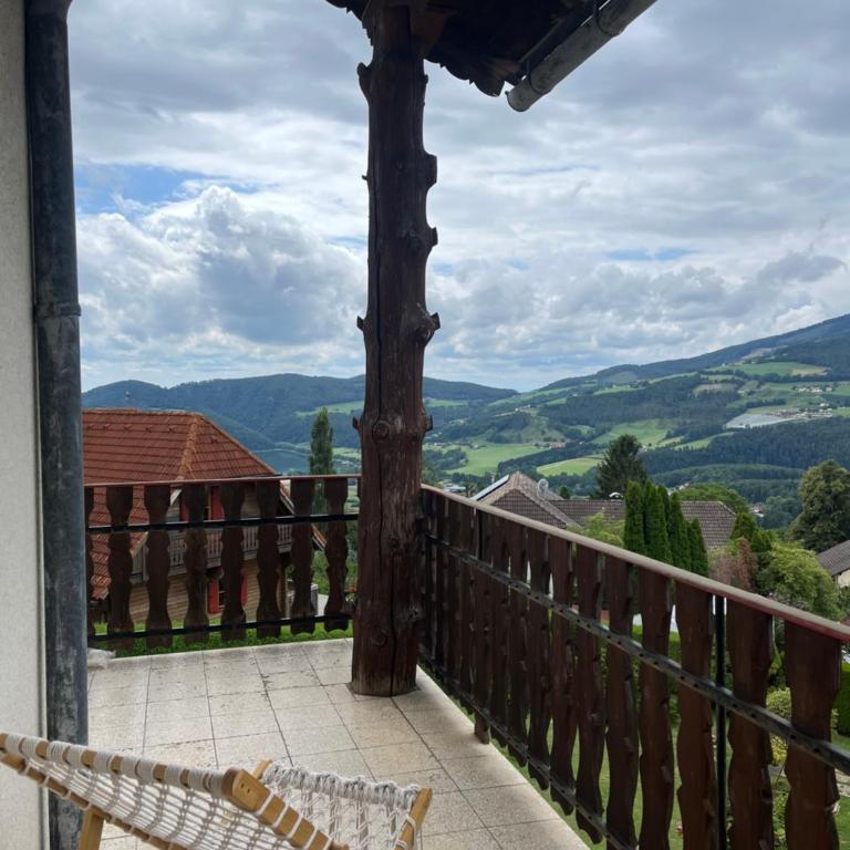 Flo und Vanessas Ferienwohnungen - Apartment mit 1 Schlafzimmer und Seeblick - 5