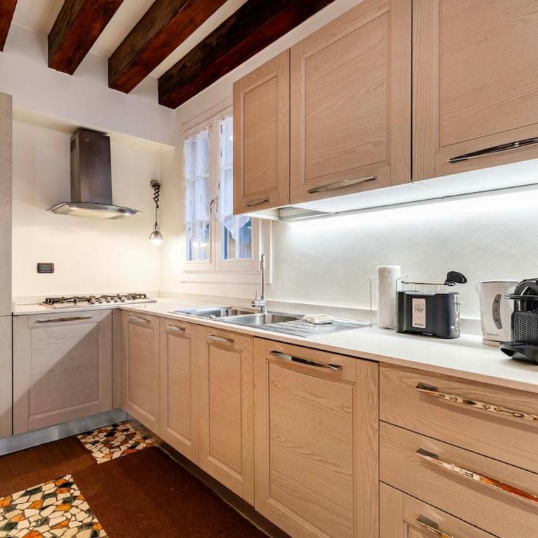 Domus with two terraces and canal view in Dorsoduro - Two-Bedroom Apartment with Terrace - 19