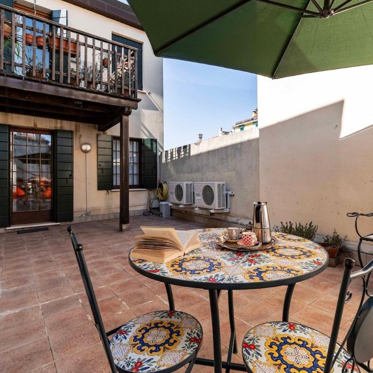 Domus with two terraces and canal view in Dorsoduro - Two-Bedroom Apartment with Terrace - 4
