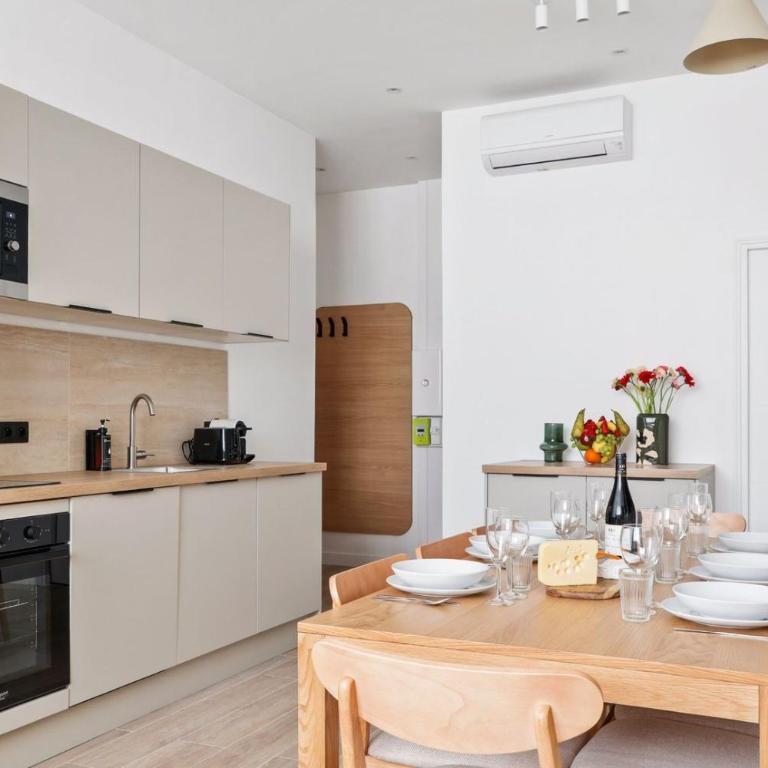 TheBlueStay 263 - Spacious Apt in Paris 15 - AC - Appartement - 4