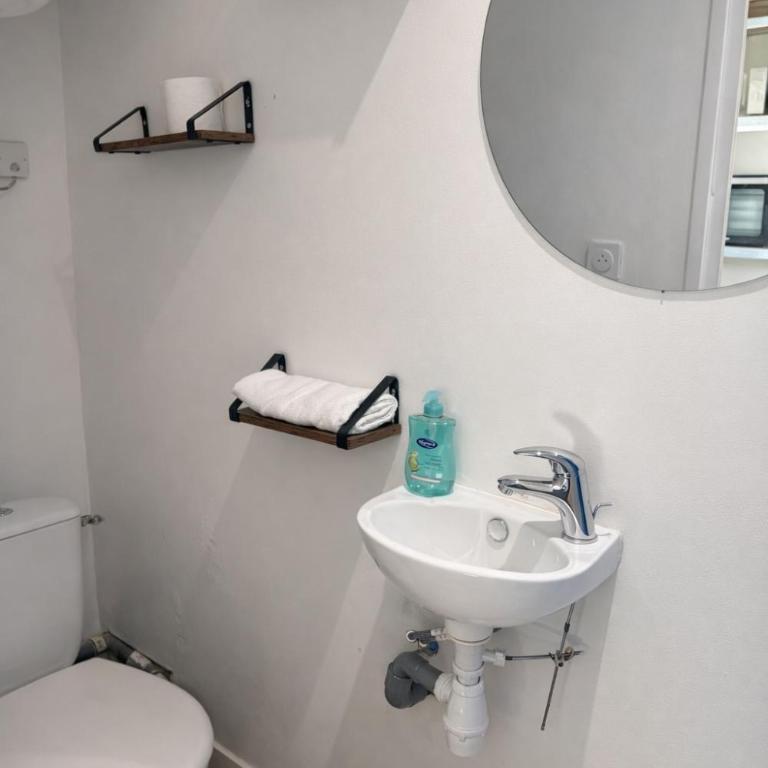 Studio cosy - proche université - parking - Caen - Appartement 1 Chambre - 5