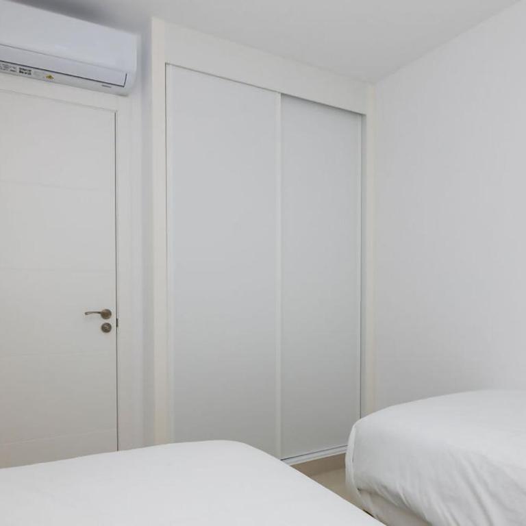 Apartamento moderno de lujo con garaje privado. - Apartment with Sea View - 16