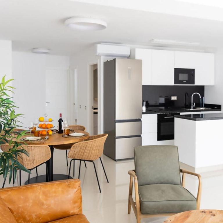 Apartamento moderno de lujo con garaje privado. - Apartment with Sea View - 30