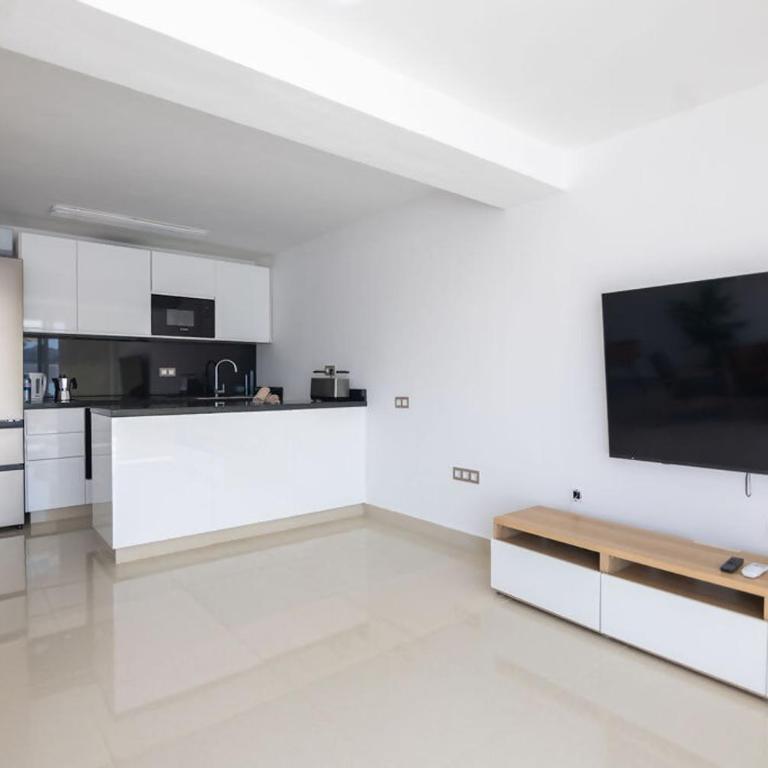 Apartamento moderno de lujo con garaje privado. - Apartment with Sea View - 36