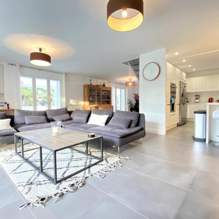 Sublime propriété au coeur de la Hume - Villa - 2