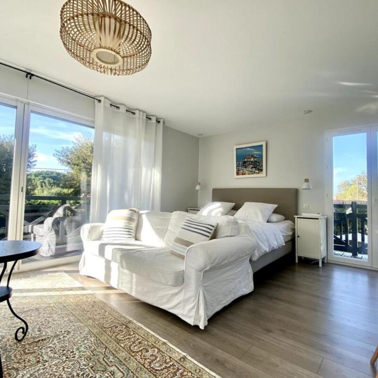 Sublime propriété au coeur de la Hume - Villa - 5