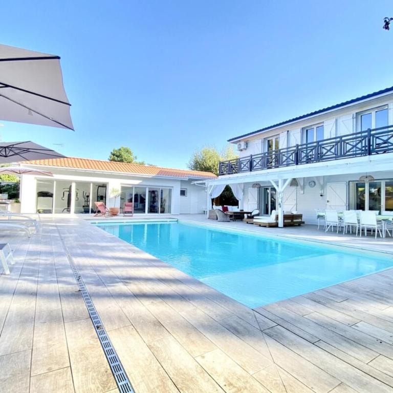 Sublime propriété au coeur de la Hume - Villa - 16
