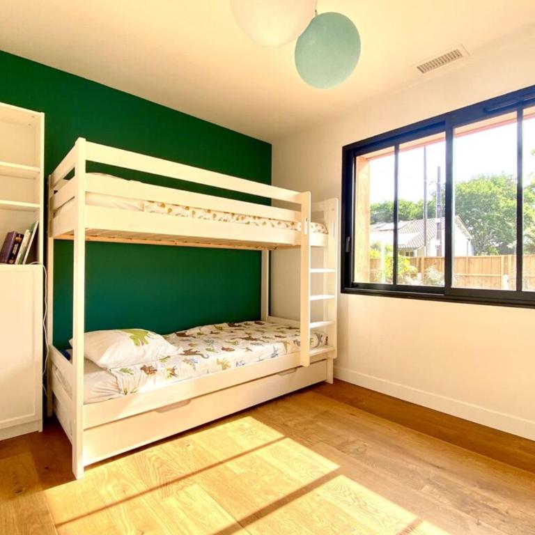 Villa neuve climatisée avec piscine chauffée - Villa - 12