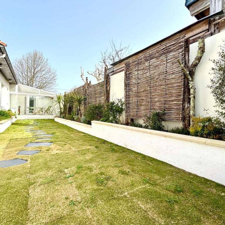 Villa luxueuse avec piscine - Villa - 24