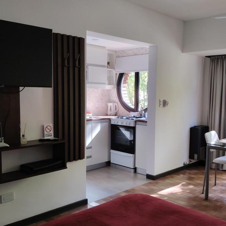 Dto Libertad, con cochera La Perla - One-Bedroom Apartment - 3