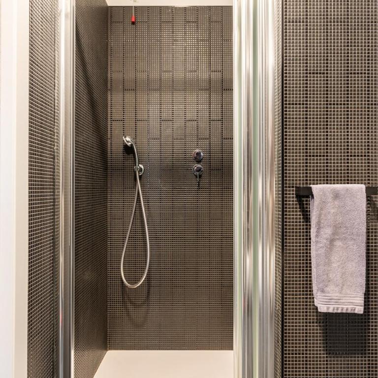 Rent in Como Apartment 1 - Appartamento con 1 Camera da Letto - 37