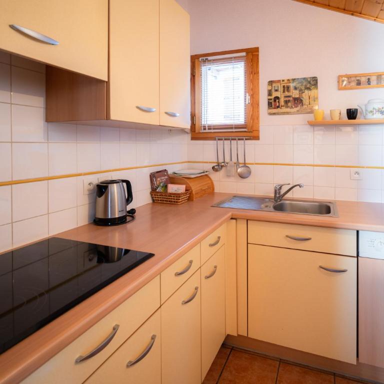 La vue du Roi - Detached chalet (6p). 3 bedrooms and 2 bathrooms. In the centre of Vallandry, with a beautiful view - Chalet 3 Chambres - 12