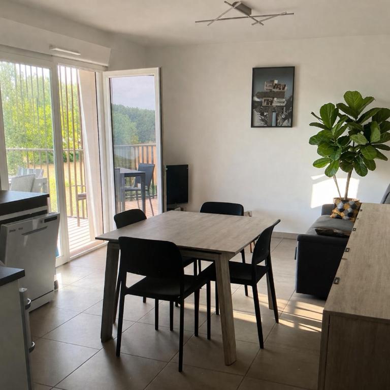 AGENCE JF IMMO - Apt 4 pers climatisation piscine et parking 300 m plages V0775 - Appartement 1 Chambre - 2
