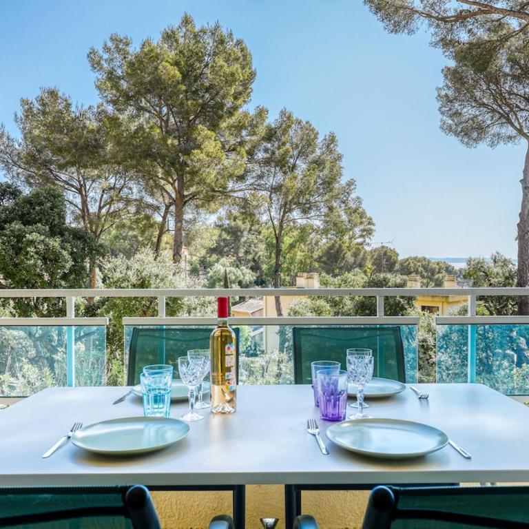 Stunning modern 2 Br with pool 5-min walk to - Appartement 2 Chambres - 10