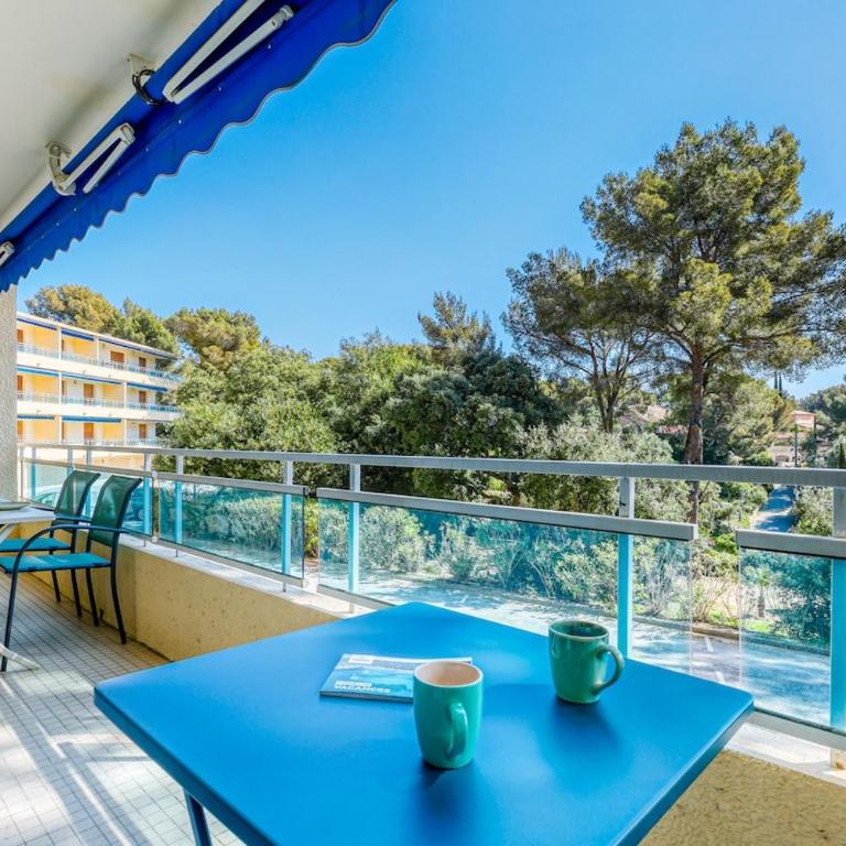 Stunning modern 2 Br with pool 5-min walk to - Appartement 2 Chambres - 25