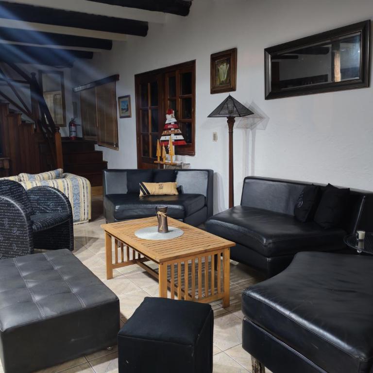 Chacra Monte Verde - Casa de 6 dormitorios - 19