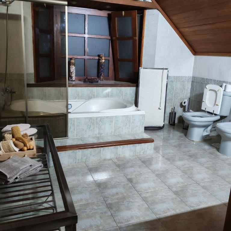 Chacra Monte Verde - Casa de 6 dormitorios - 22