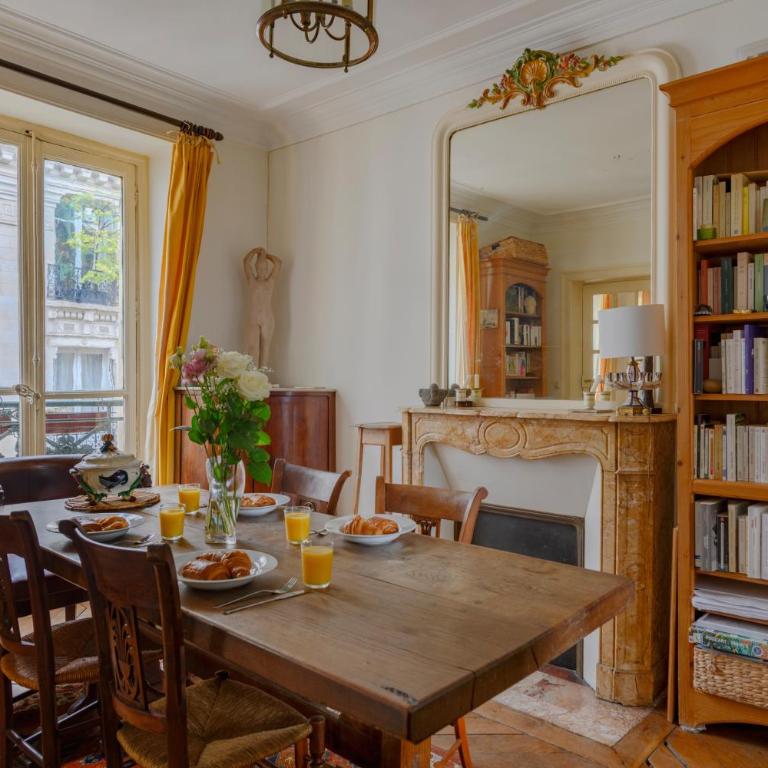 Paris Center St Claude residence - Two-Bedroom Apartment - 16