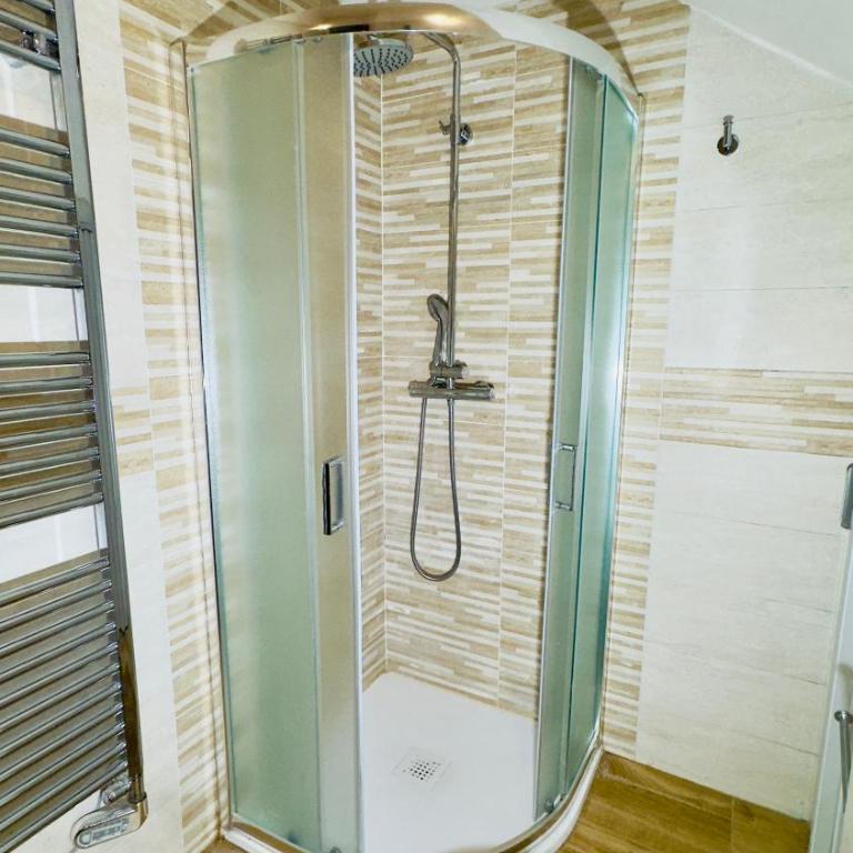 MAISON ÉLITE Gest Short Rent Siena - Appartamento con 2 Camere da Letto - 59