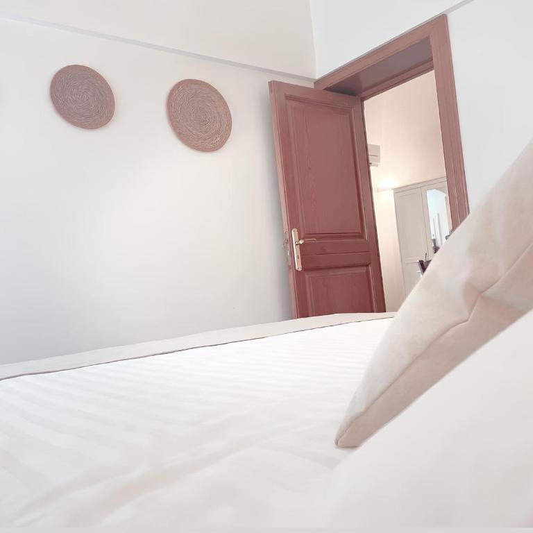 BORGANTHIA - Appartamento con 2 Camere da Letto - 30