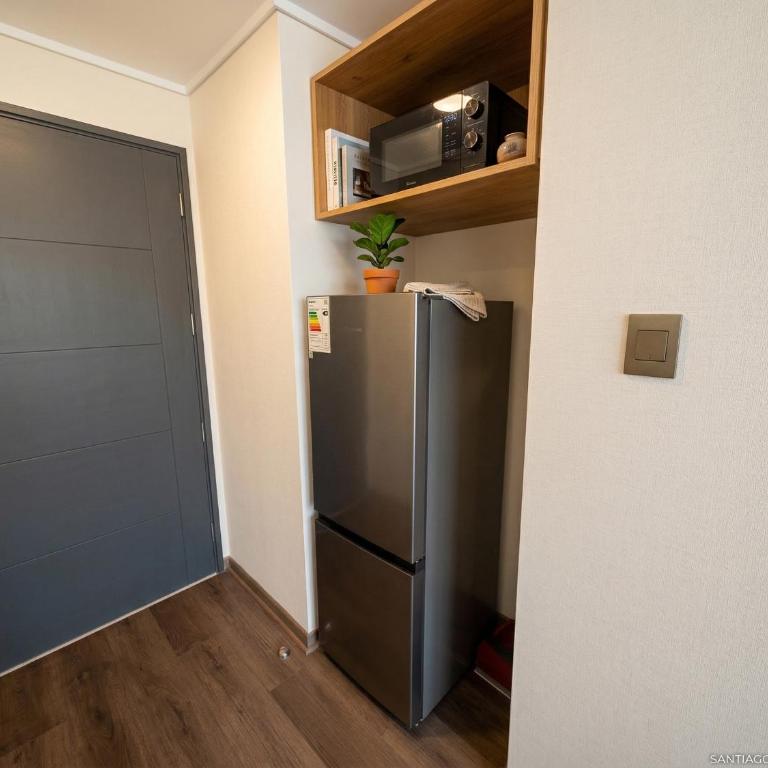 Centrico Departamento Cercano a Metro Matta - One-Bedroom Apartment - 11