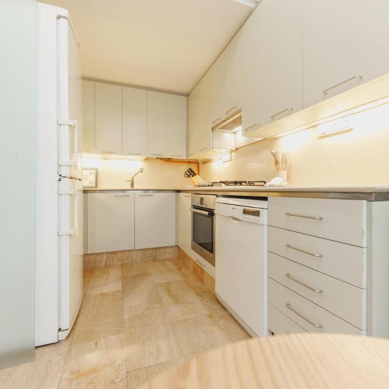Bravissimo Cort Reial 15, Monthly Apartment - Apartamento de 3 dormitorios - 21