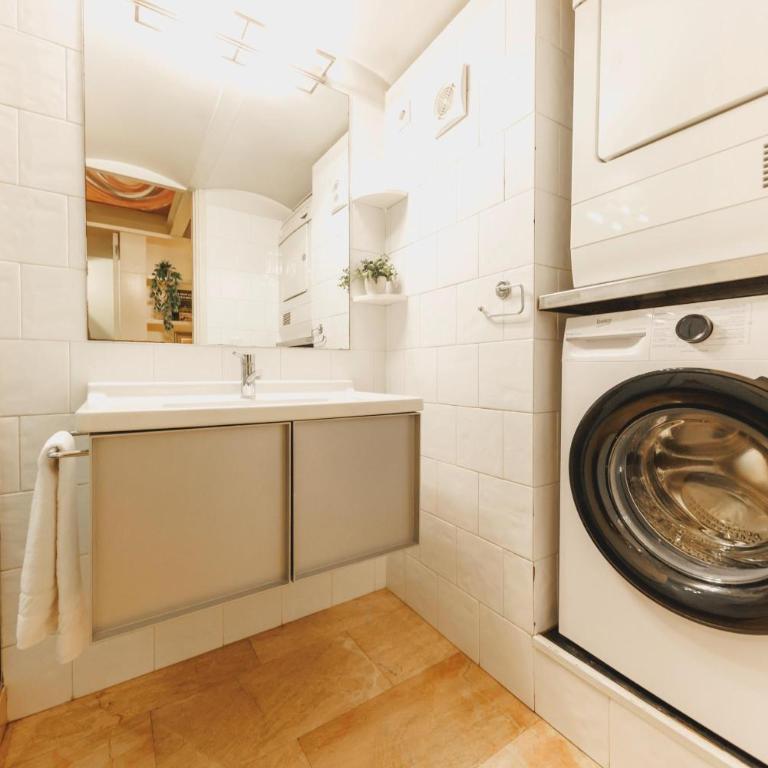 Bravissimo Cort Reial 15, Monthly Apartment - Apartamento de 3 dormitorios - 36