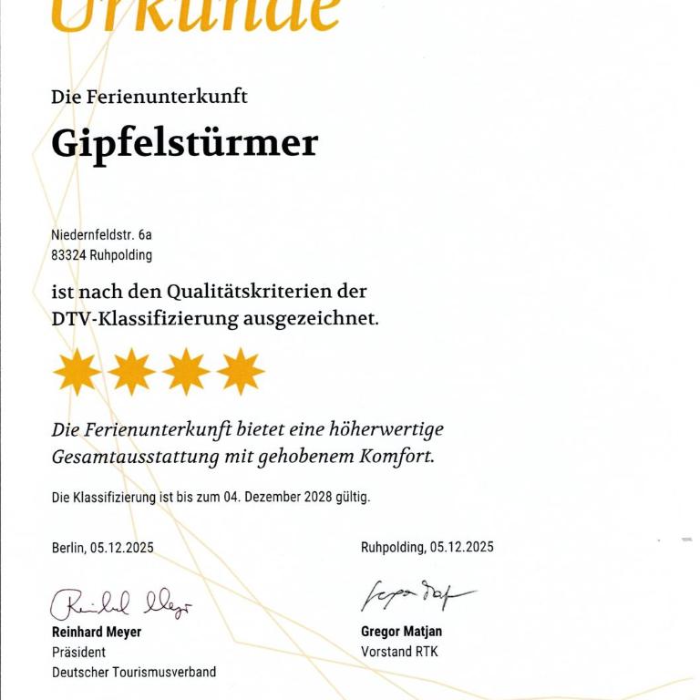 Ferienwohnung Gipfelstürmer - Am Sonneneck inkl. Chiemgaukarte - Apartment mit Balkon - 11