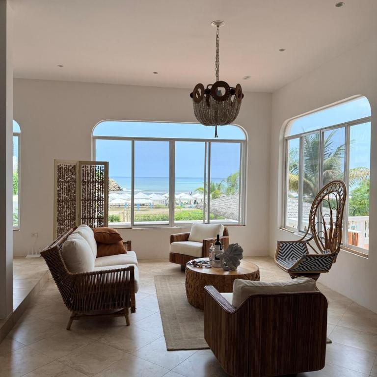 House located at the foot of the sea in Punta Blanca - Villa - Beach Front - 31