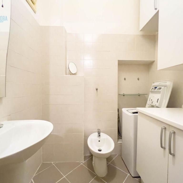 Viale Miramare 27 Tirabora Short Rent - Appartamento con 2 Camere da Letto - 22