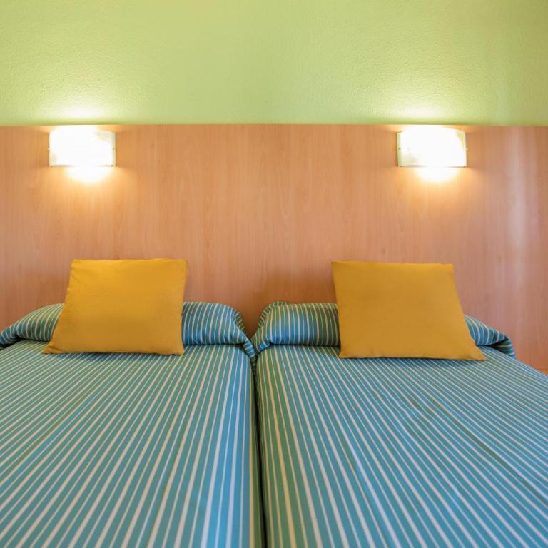 Hotel Servigroup Pueblo Benidorm - Habitación Doble - 1 o 2 camas - 8