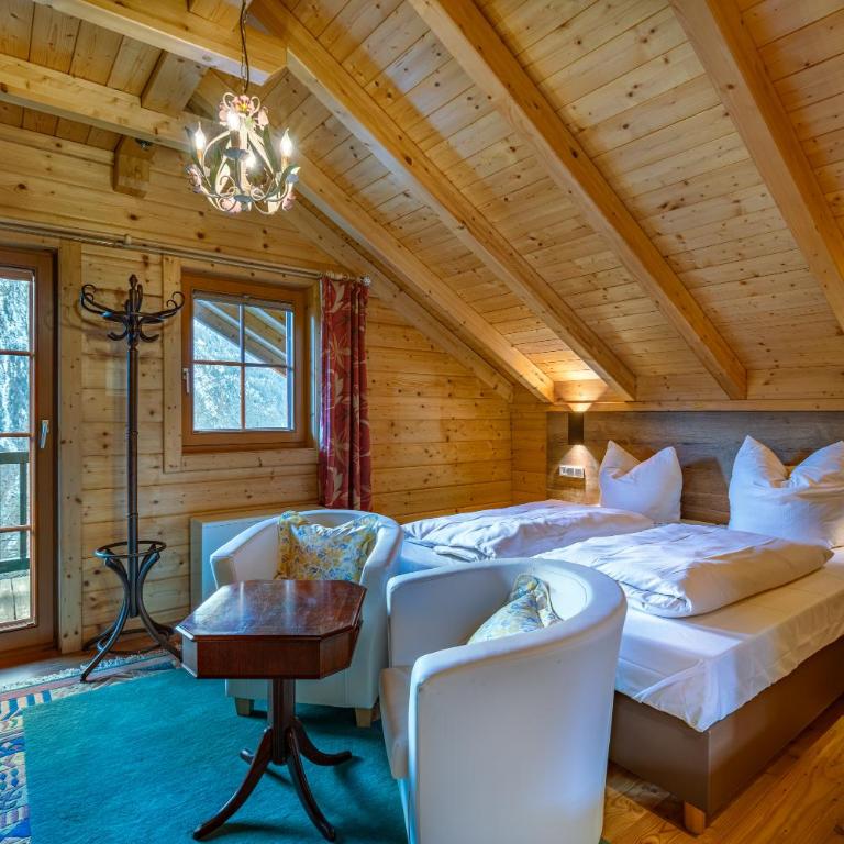 Haus Karin - Four-Bedroom House - 22