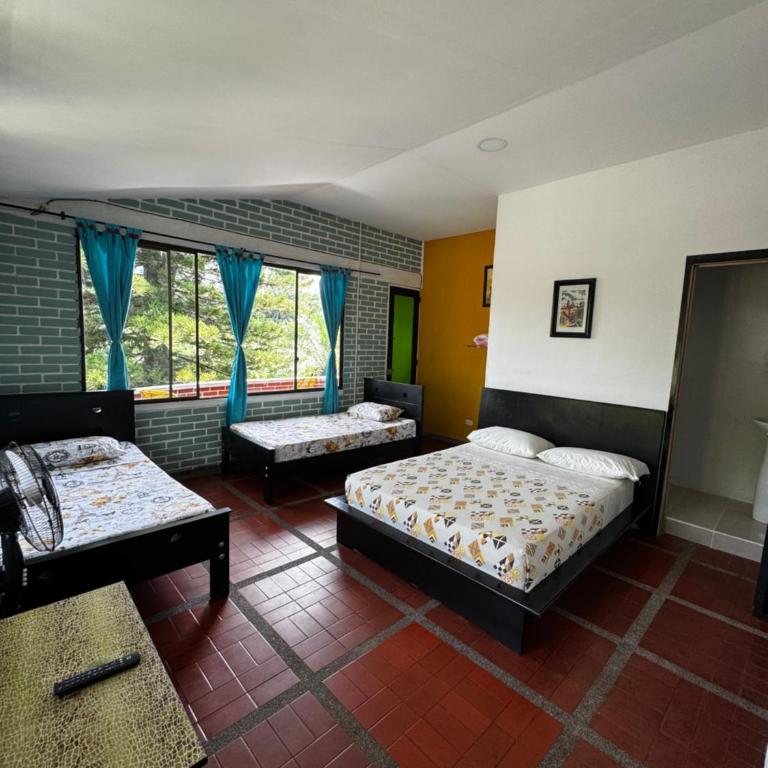 Hospedaje Avitor - Twin Room with Balcony - 2